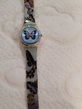 Classic Swatch Butterfly Motif Blue Dial Wristwatch